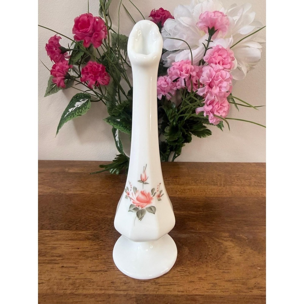 Fenton Milk‎ Glass Bud Vase Hand Painted Pink Rose Signed Kay C Vintage Floral